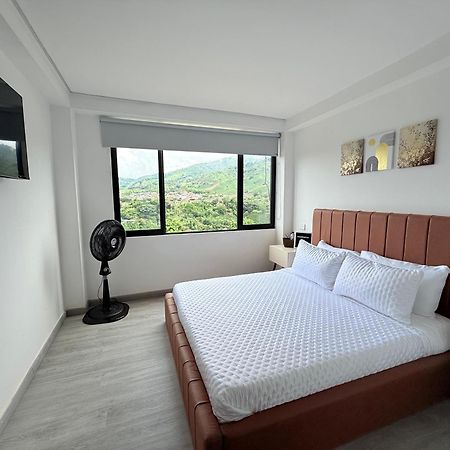 Loft Host Partner Cerca Al Aeropuerto,Expofuturo Y Ukumari Appartement Pereira Buitenkant foto