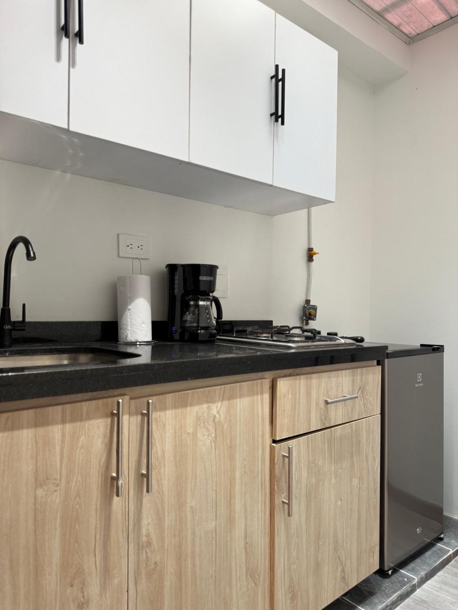 Loft Host Partner Cerca Al Aeropuerto,Expofuturo Y Ukumari Appartement Pereira Buitenkant foto