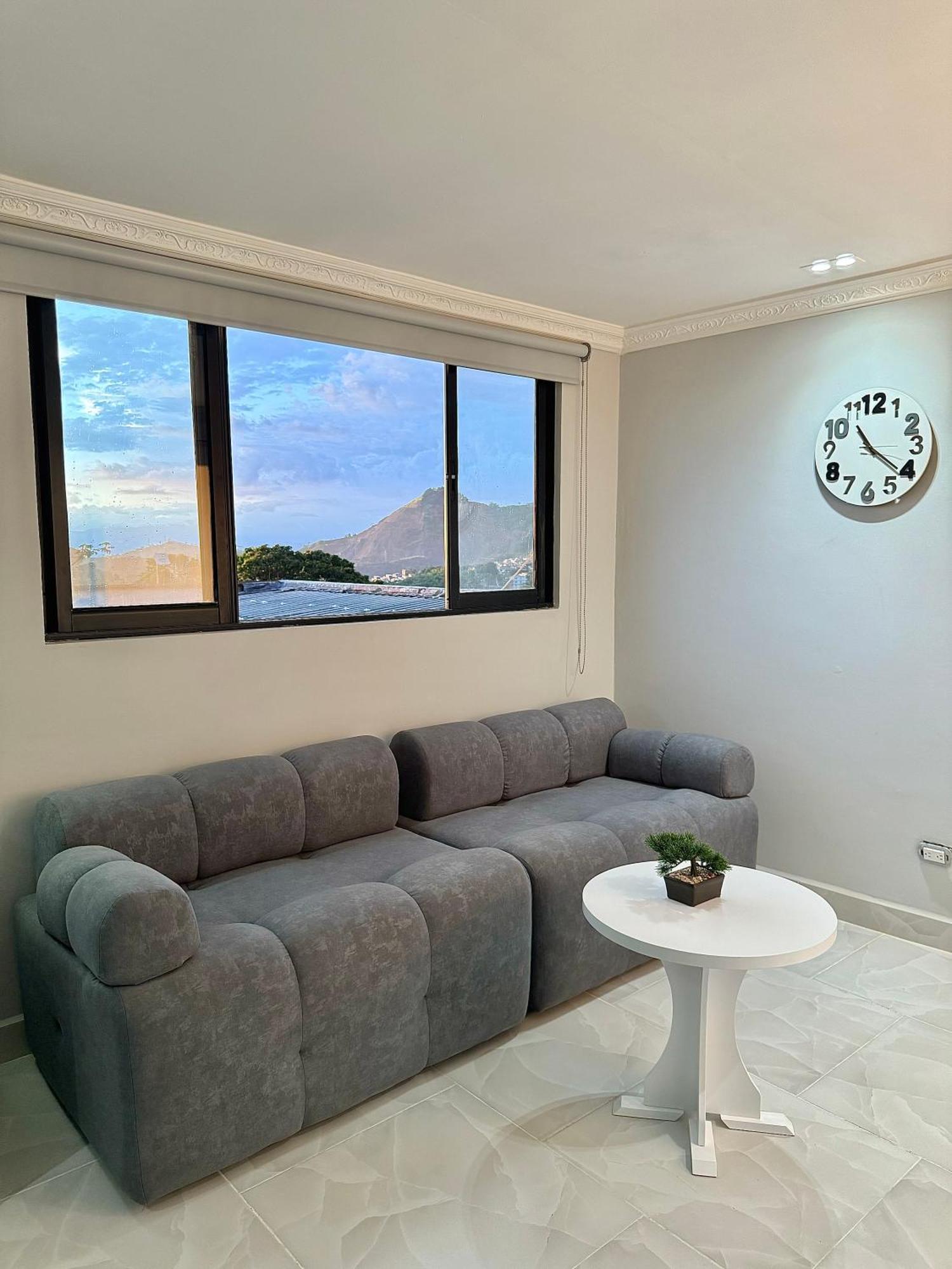 Loft Host Partner Cerca Al Aeropuerto,Expofuturo Y Ukumari Appartement Pereira Buitenkant foto