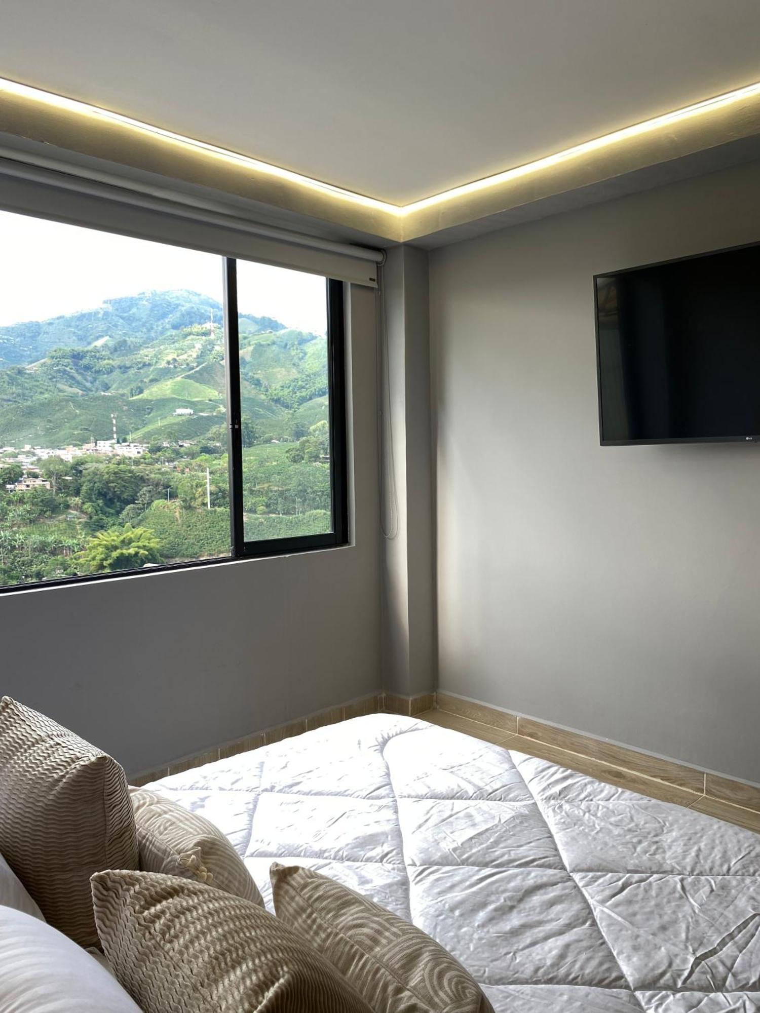 Loft Host Partner Cerca Al Aeropuerto,Expofuturo Y Ukumari Appartement Pereira Buitenkant foto