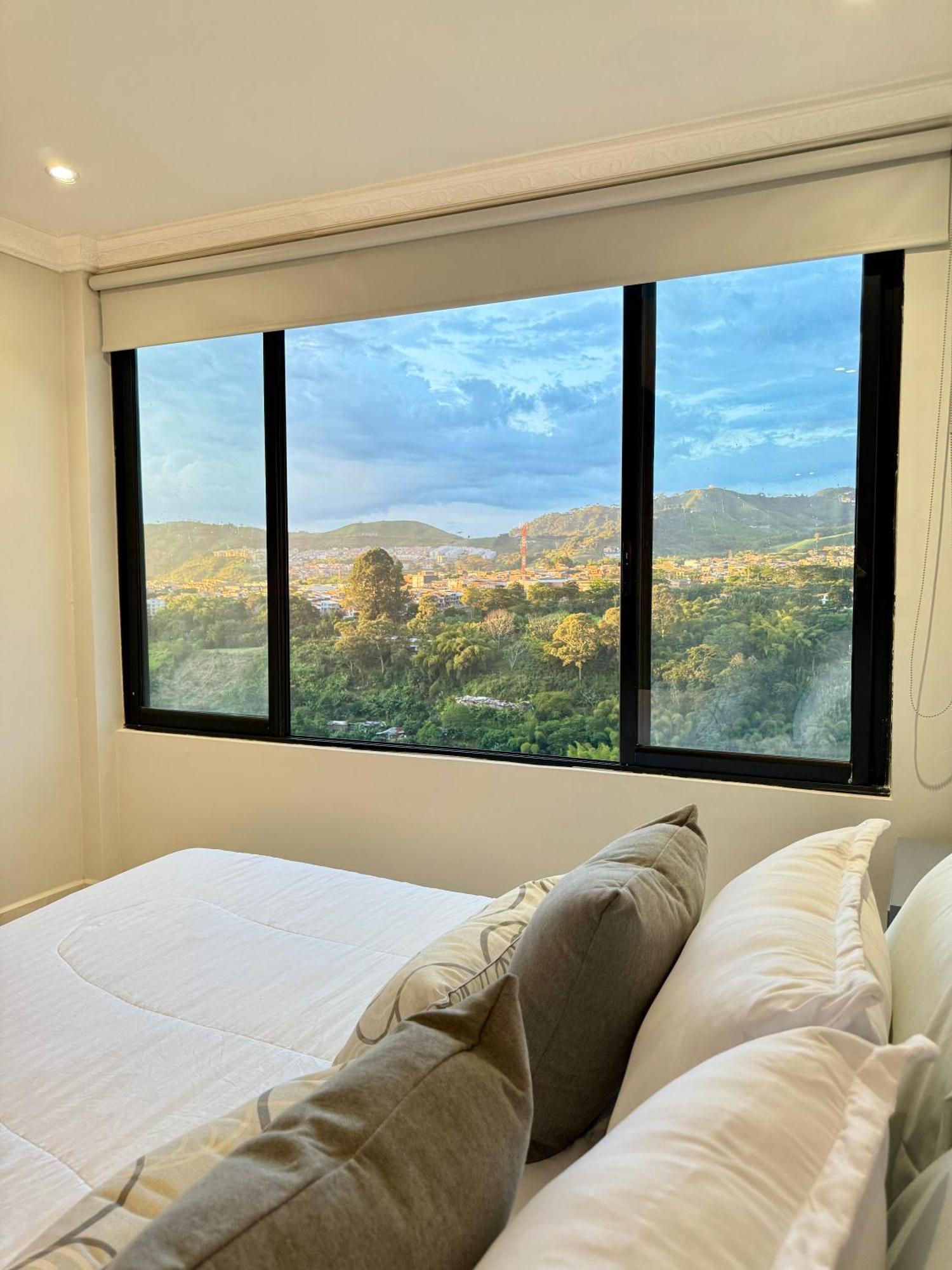 Loft Host Partner Cerca Al Aeropuerto,Expofuturo Y Ukumari Appartement Pereira Buitenkant foto