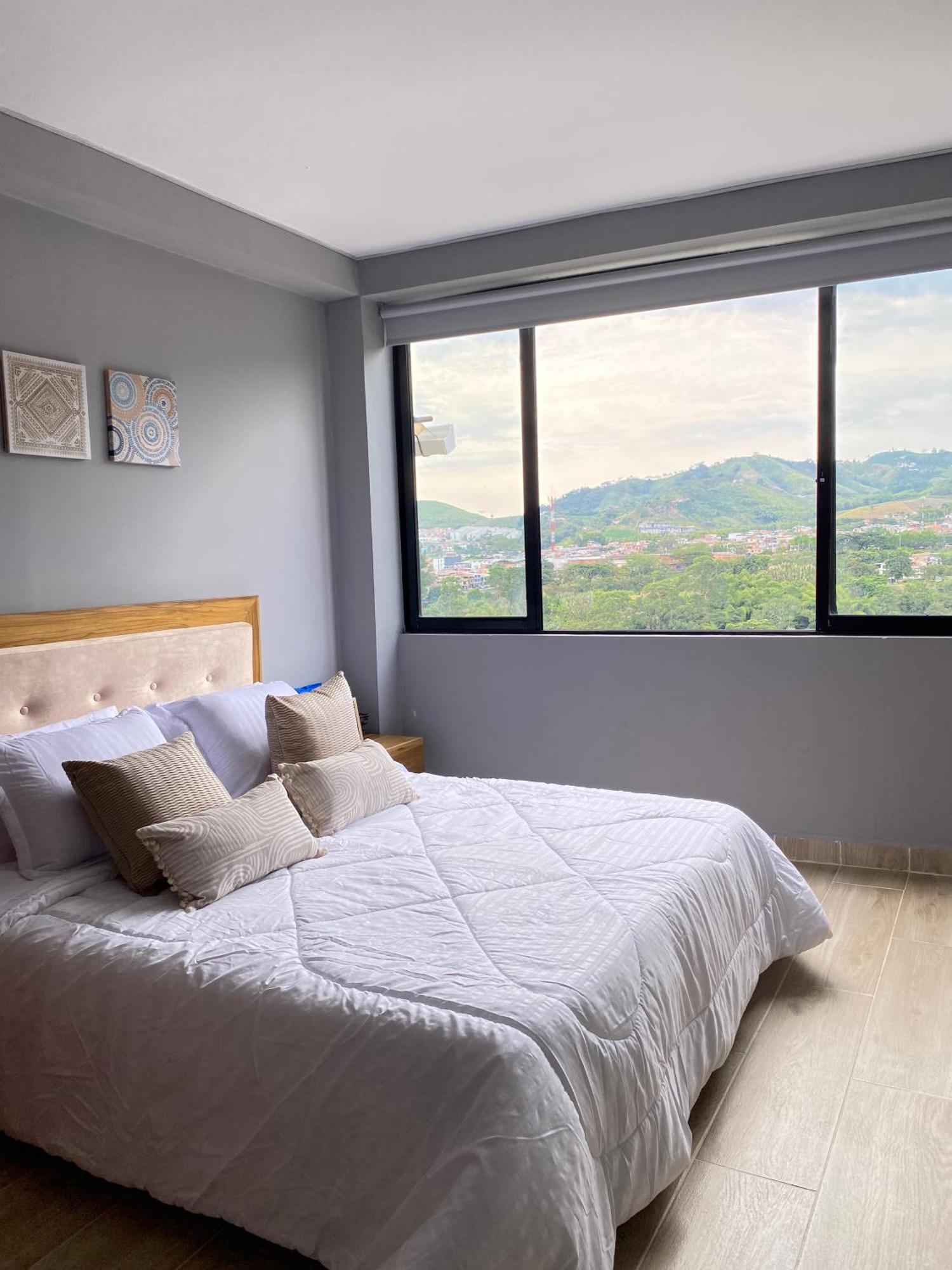 Loft Host Partner Cerca Al Aeropuerto,Expofuturo Y Ukumari Appartement Pereira Buitenkant foto