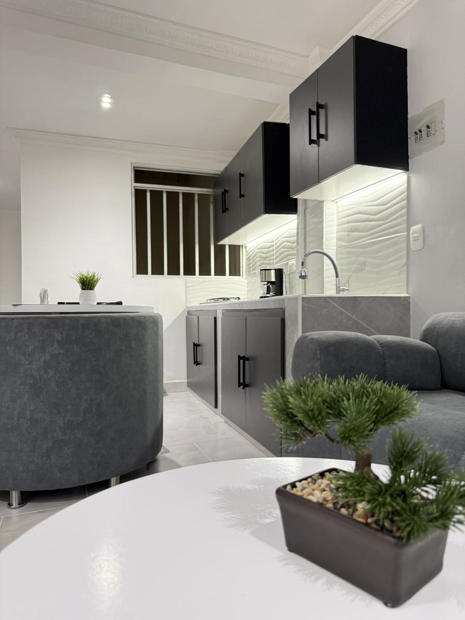 Loft Host Partner Cerca Al Aeropuerto,Expofuturo Y Ukumari Appartement Pereira Buitenkant foto