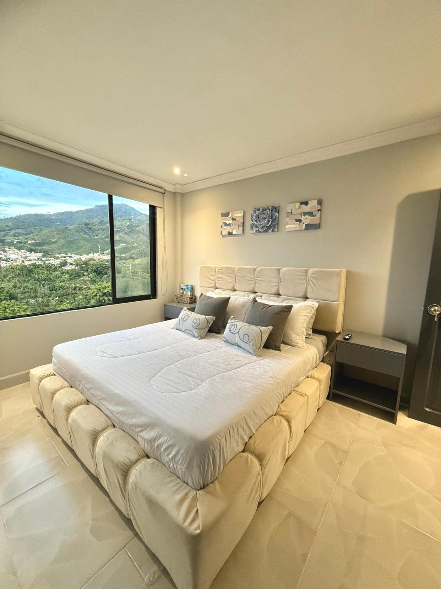 Loft Host Partner Cerca Al Aeropuerto,Expofuturo Y Ukumari Appartement Pereira Buitenkant foto
