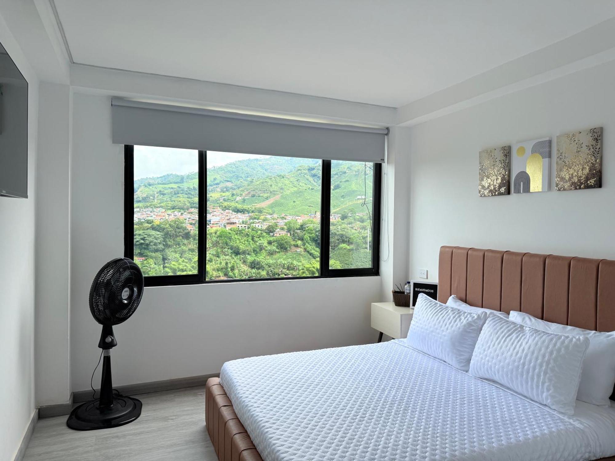 Loft Host Partner Cerca Al Aeropuerto,Expofuturo Y Ukumari Appartement Pereira Buitenkant foto
