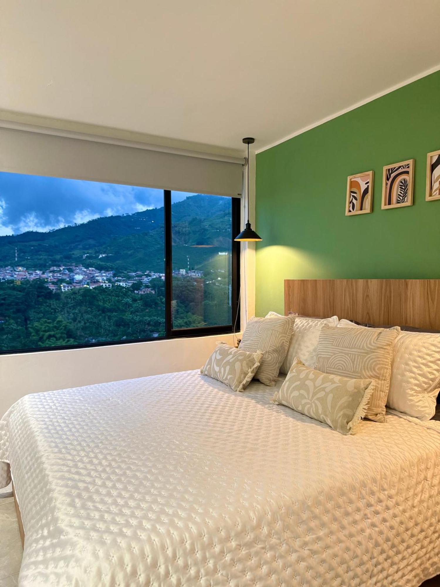 Loft Host Partner Cerca Al Aeropuerto,Expofuturo Y Ukumari Appartement Pereira Buitenkant foto